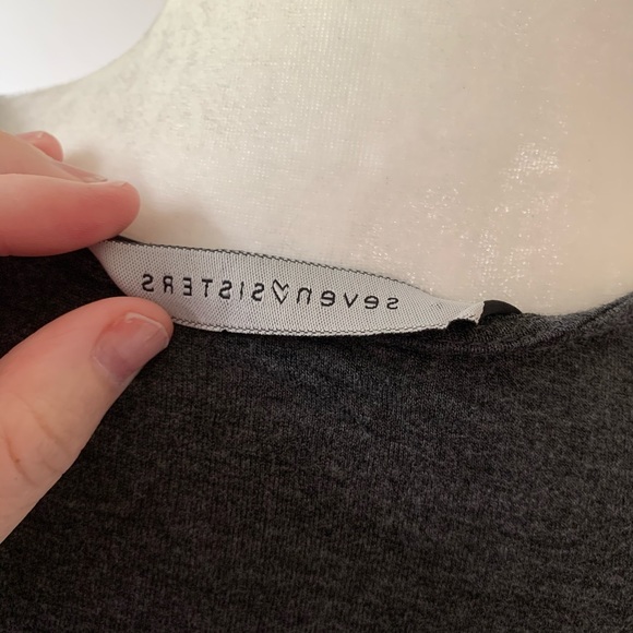 SEVEN SISTERS | Long Sleeve Cross Over Top Grey - Picture 7 of 8